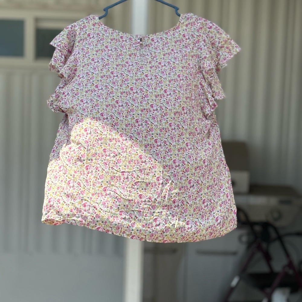 Floral Ruffle Sleeve Blouse - Picture 8 of 9